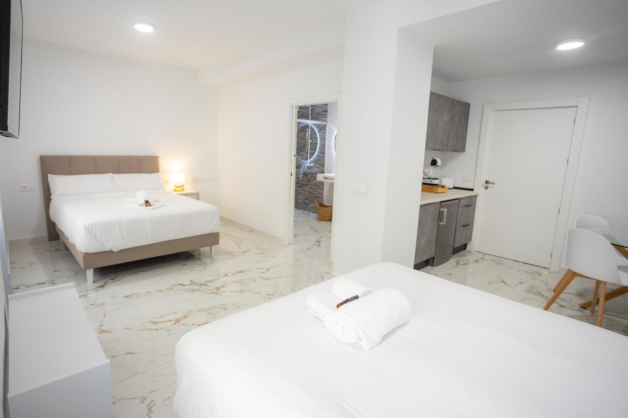 L&G Apartments Bahia Suite Аліканте Екстер'єр фото